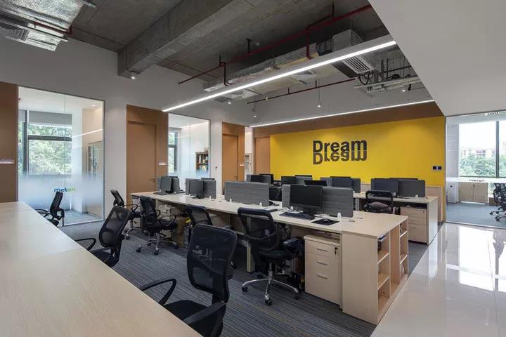 選擇合適的辦公椅，讓你在工作中更有力量