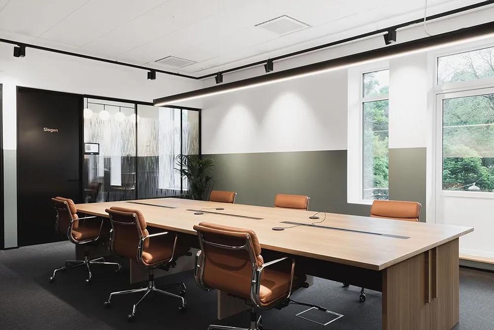 現(xiàn)代辦公家具的設(shè)計(jì)哲學(xué)與實(shí)踐